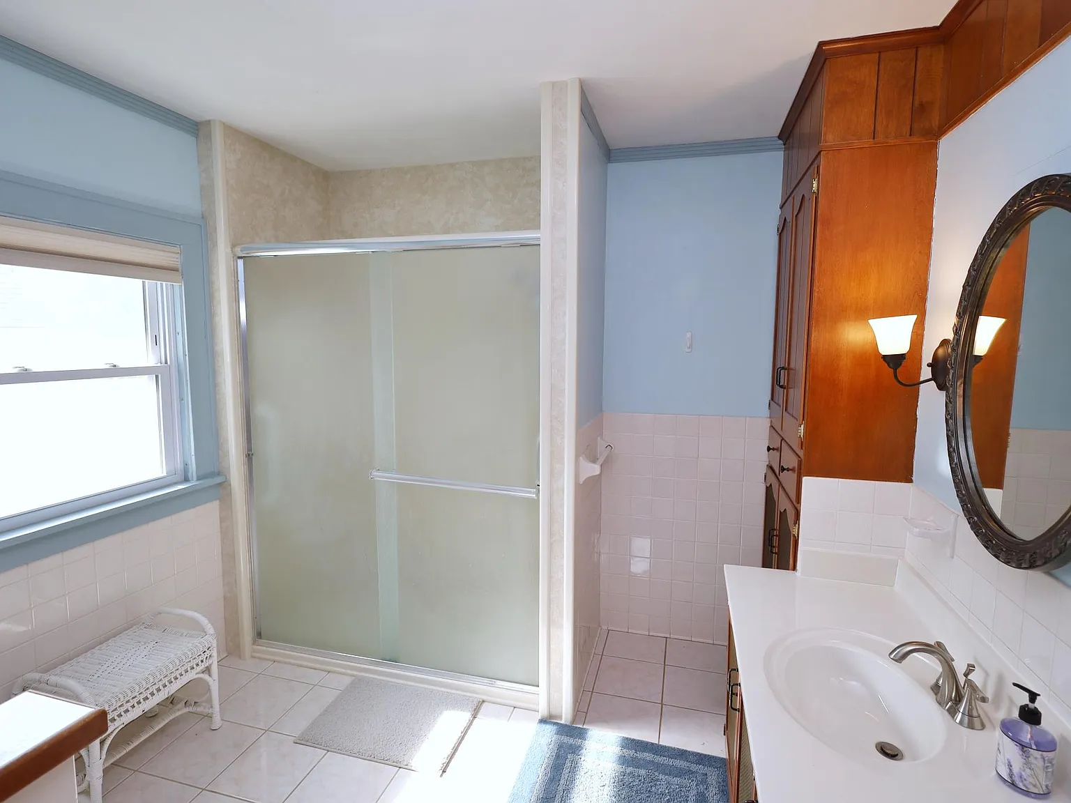 3 bed, 2030 sqft, $2,800 — Photo 3