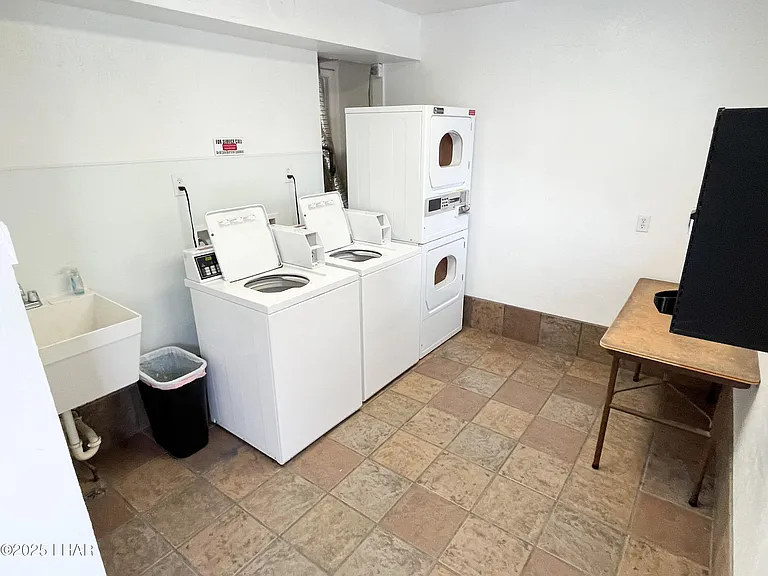 100 Mulberry Ave #206 — Photo 13