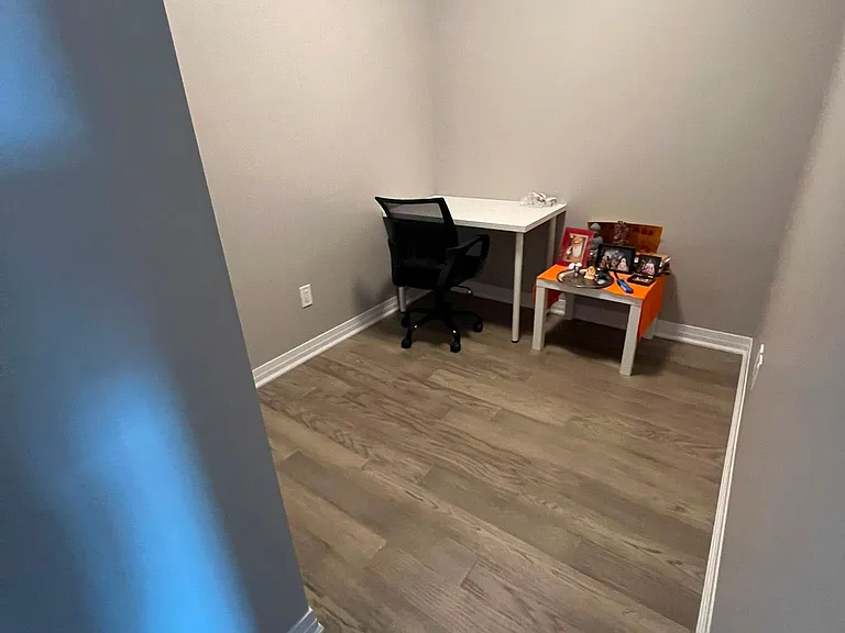 460 Gordon Krantz Ave #321 — Photo 12