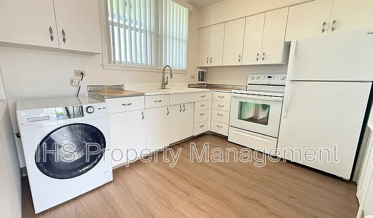 1209 George Washington Way #32 — Photo 2