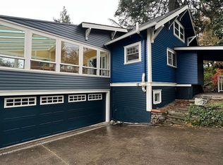 7100 SW Brier Pl, Portland, OR 97219