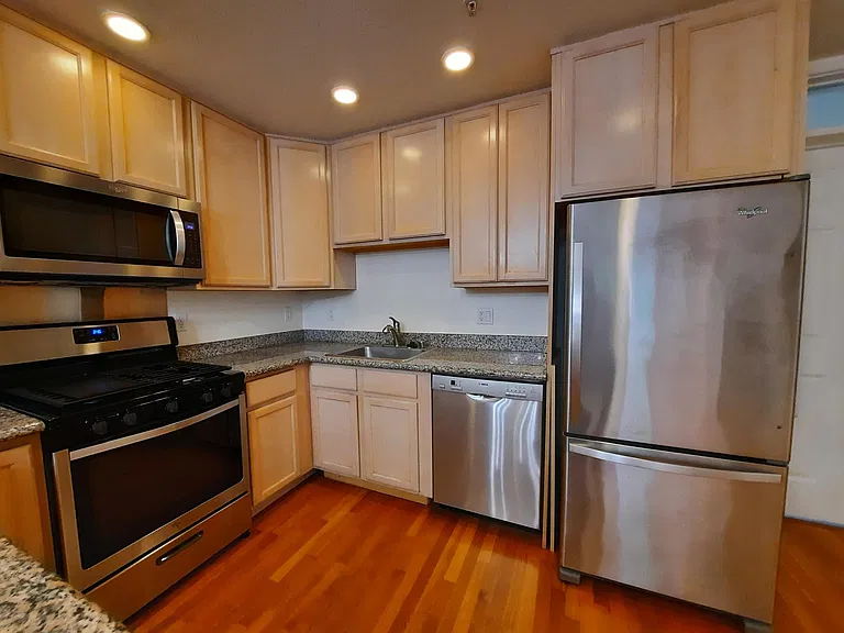 Kitchen, new appliances