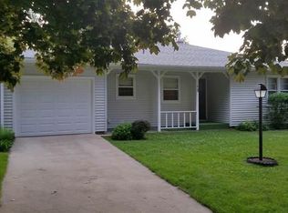 12 9th Ave SE, Oelwein, IA 50662