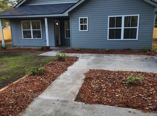 747 Fleming Rd, Hinesville, GA 31313