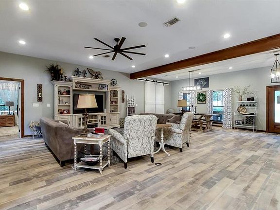 4th image of 146 Beechwood Dr