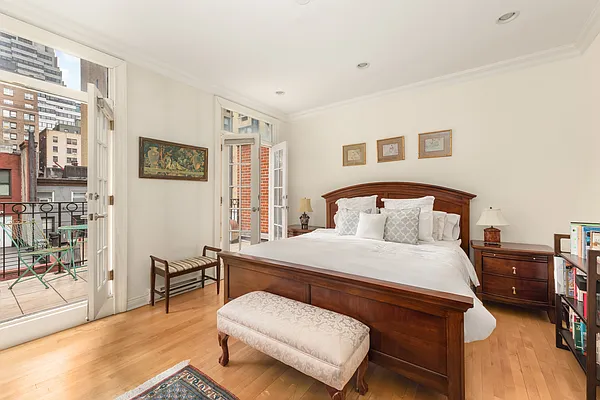 Sold by Douglas Elliman | media 4