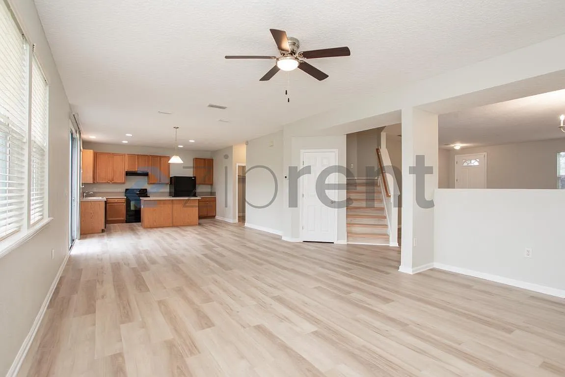 Timber Creek — Photo 1