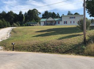 342 Cowan Ln, La Follette, TN 37766