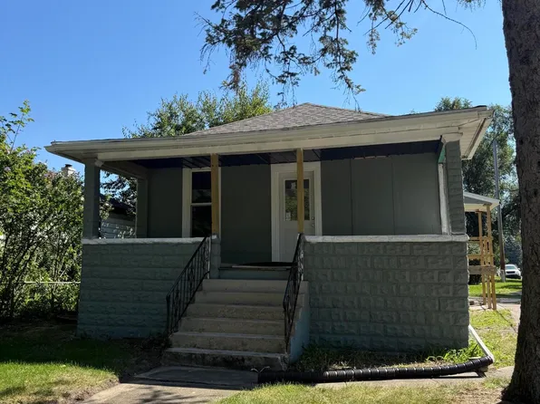 1930 Tennessee St, Michigan City, IN 46360