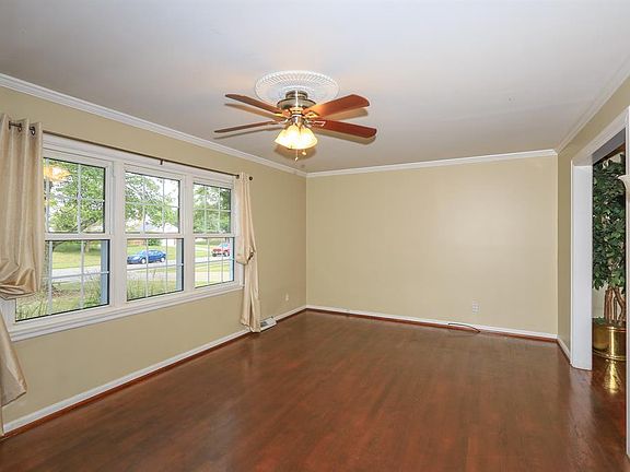 5th image of 11286 Jason Dr