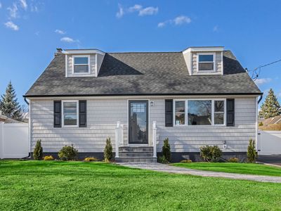 145 N Hawthorne Street, Massapequa, NY, 11758