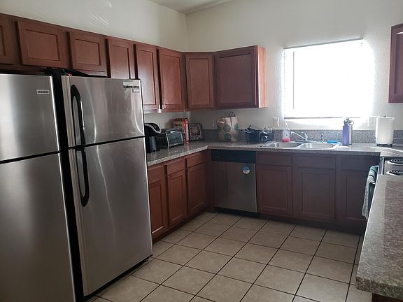 All appliances included