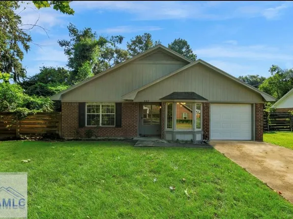 667 Windward Dr, Hinesville, GA 31313