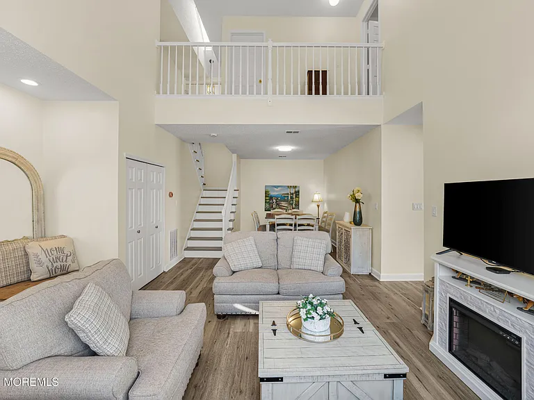 41 Tall Oaks Ct — Photo 9