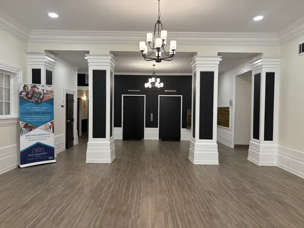 Hudson Pointe Apartments, 90 Grand St #B, Newburgh, NY 12550