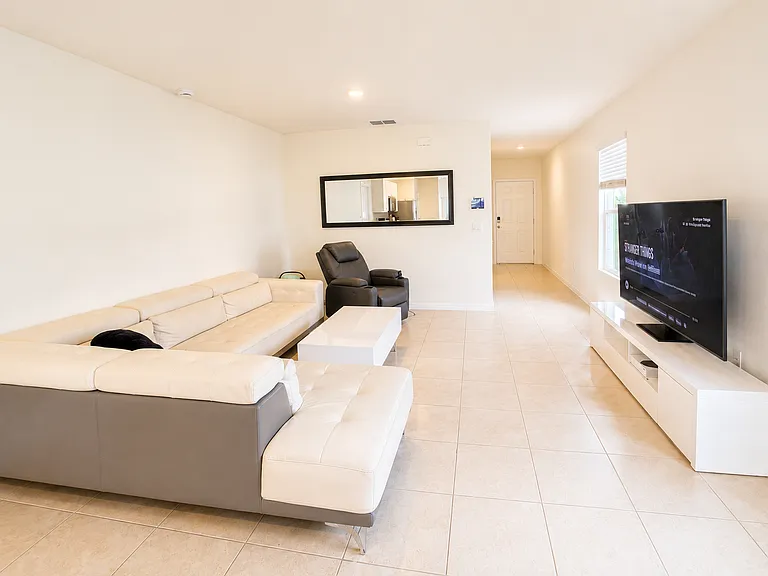 913 Silverbell Trl #913 — Photo 8