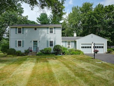 77 Colonial Rd, Medfield, MA, 02052