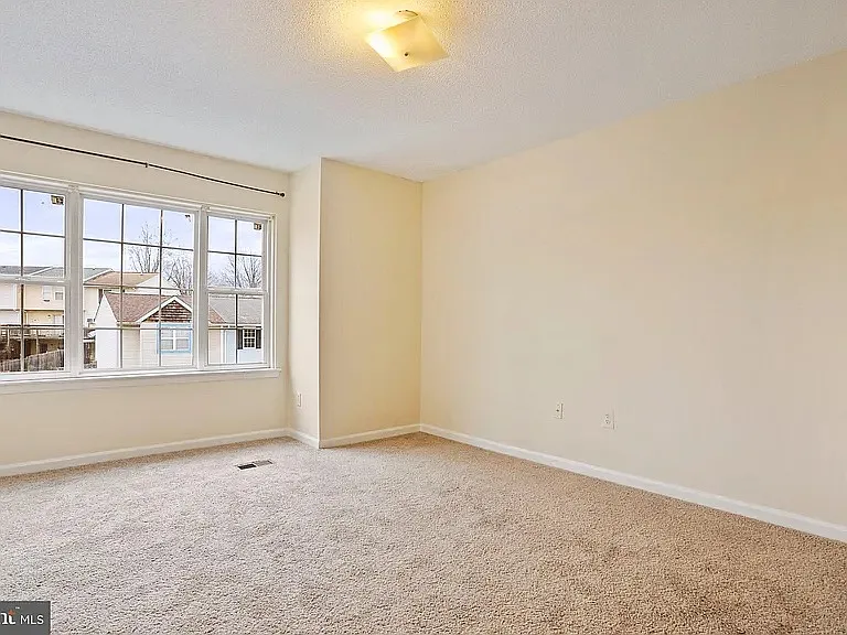 26 Talcon Ct #1 — Photo 8