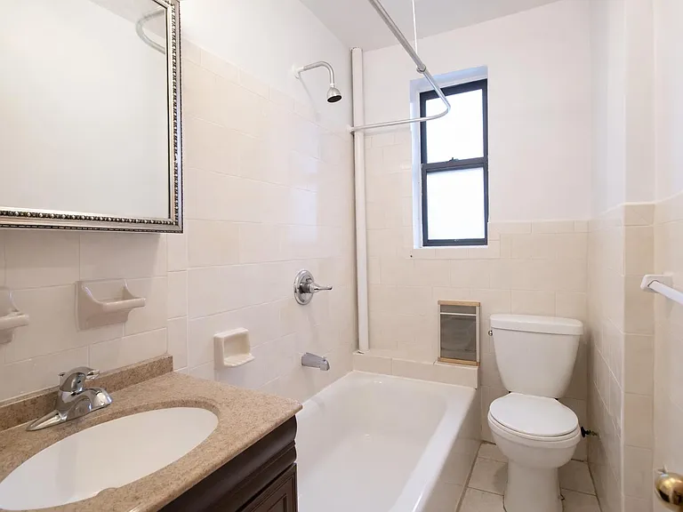 79 Haven Ave #16A — Photo 8