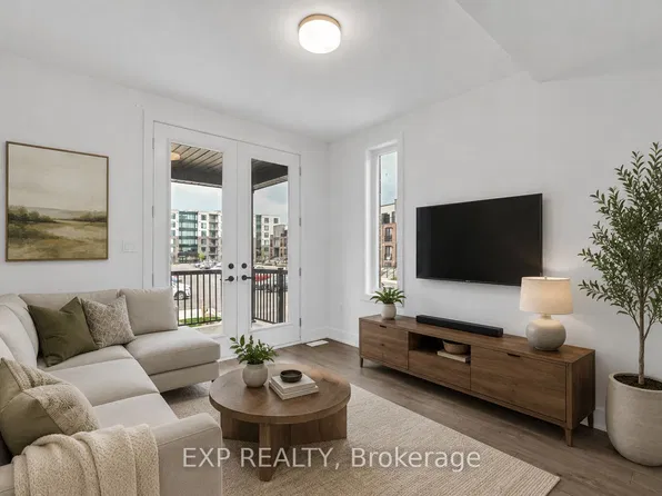 99 Roger St #61, Kitchener, ON N2J 0G1