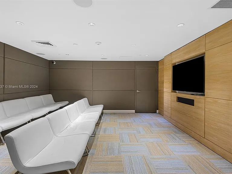 951 Brickell Ave #4211 — Photo 34