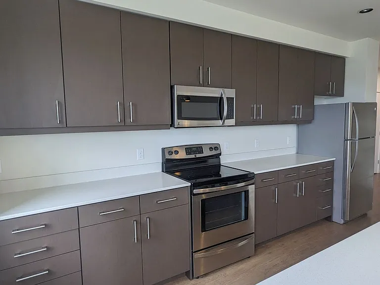 Viewpoint Terrace Apartments — Photo 23