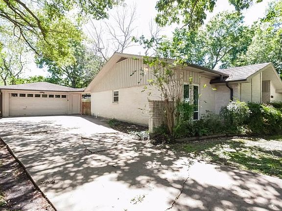 3rd image of 4130 Willow Hill Dr