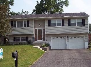 37 Hankin Loop, Poughkeepsie, NY 12601