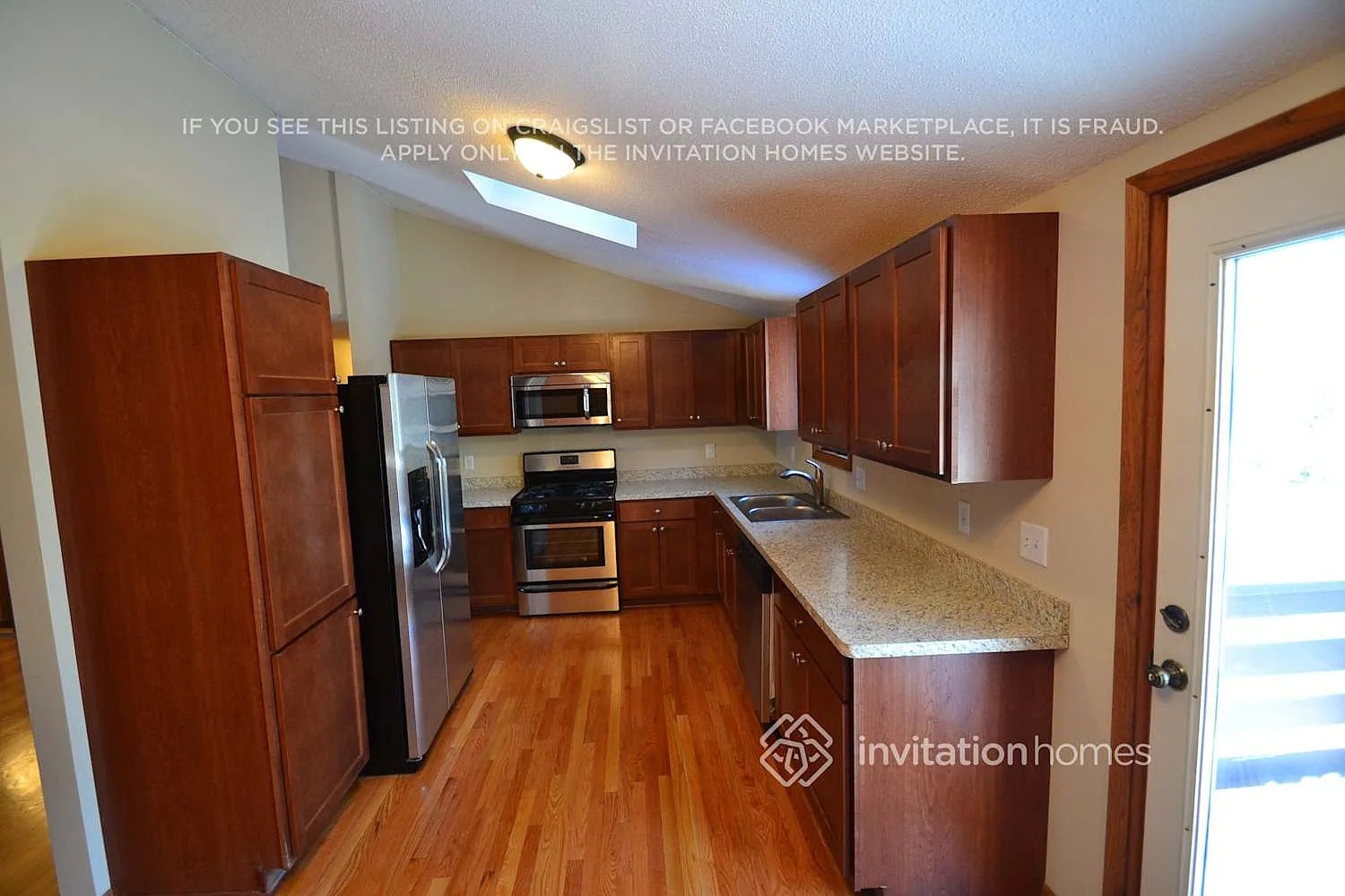 112315 Baxter Ct Chaska, MN 55318 — Photo 4