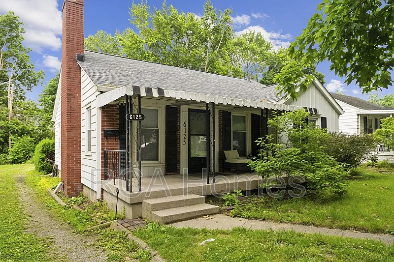 6125 Evanston Ave photo 1