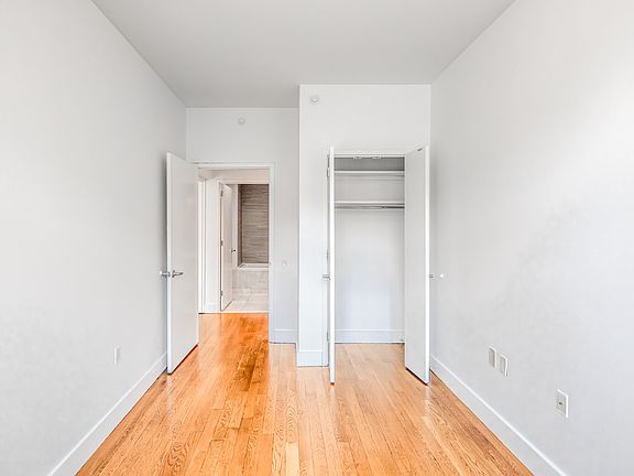 4th image of 836 Bergen St APT 207