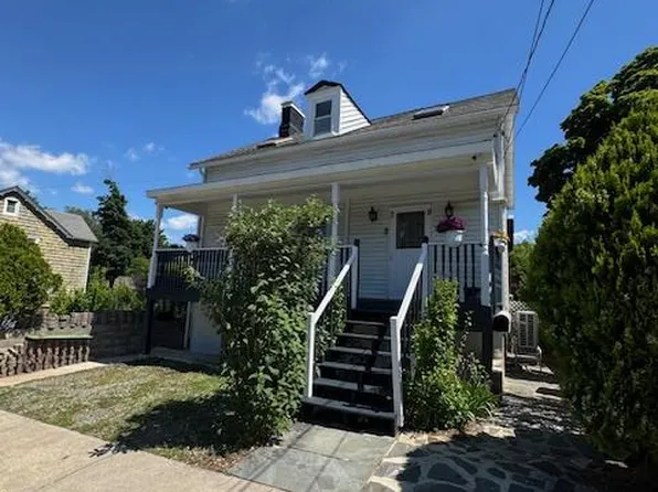 28 Spring St, Beacon, NY 12508