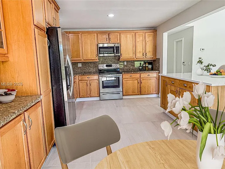10134 Boca Woods Ln — Photo 4