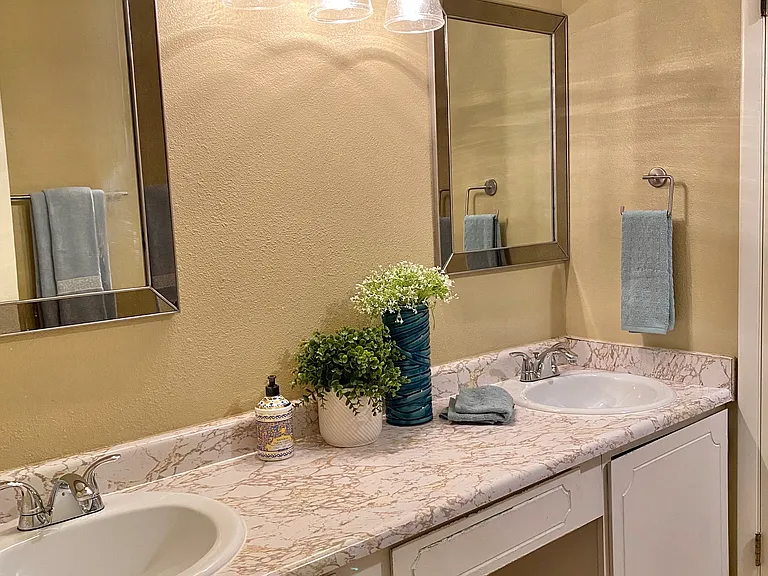 464 Smithridge Park — Photo 5