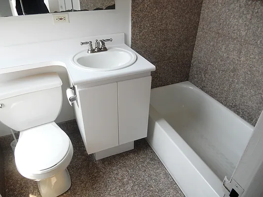 Rented by Sky Management | media 35