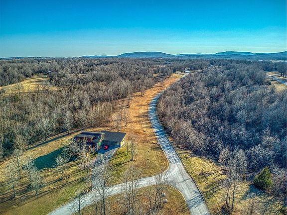 3rd image of 2021 Henley Dr Lot 4