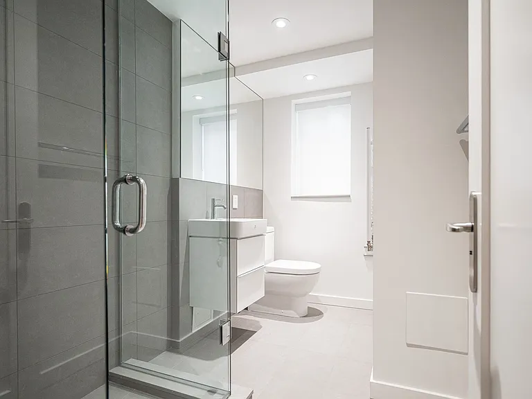 100 Vaughan Rd #50112A-2 — Photo 8