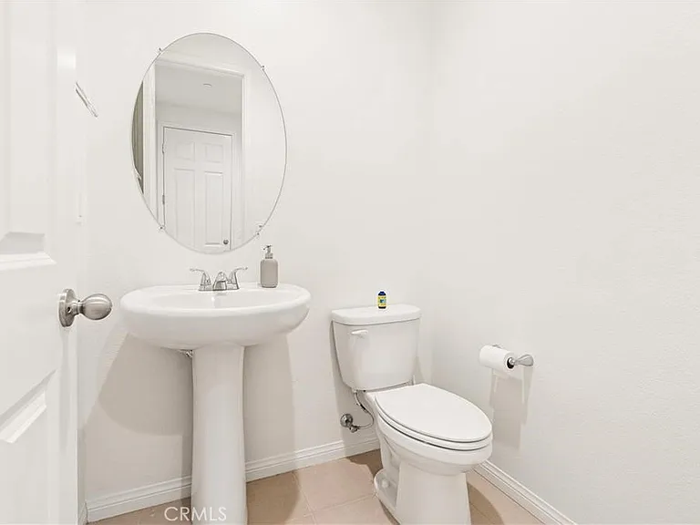 1453 Dittany — Photo 3