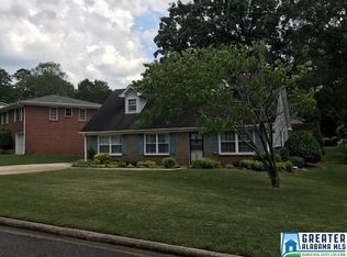 913 Reedwood Ln, Birmingham, AL 35235