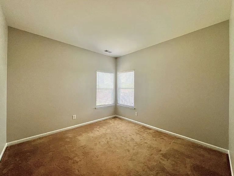 16310 Raptor Ct — Photo 17