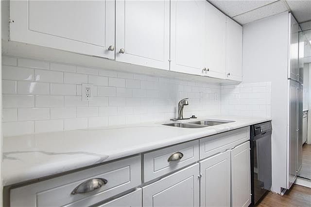 1st image of 504 E Avenue J APT A