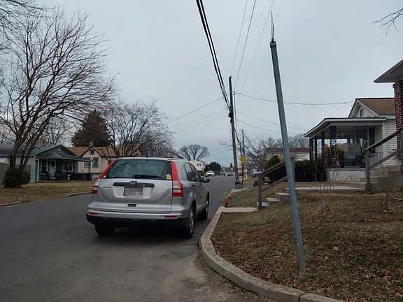4th image of 79 Randall Ave
