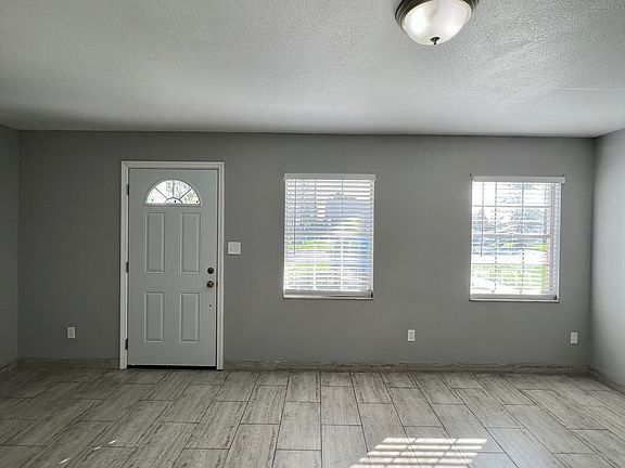 3rd image of 254 Citrus Dr