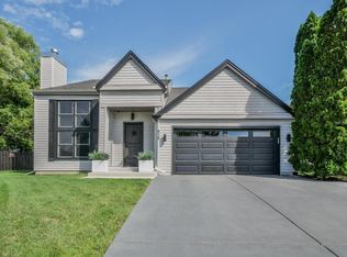 412 Pheasant Ridge Rd, Lake Zurich, IL 60047