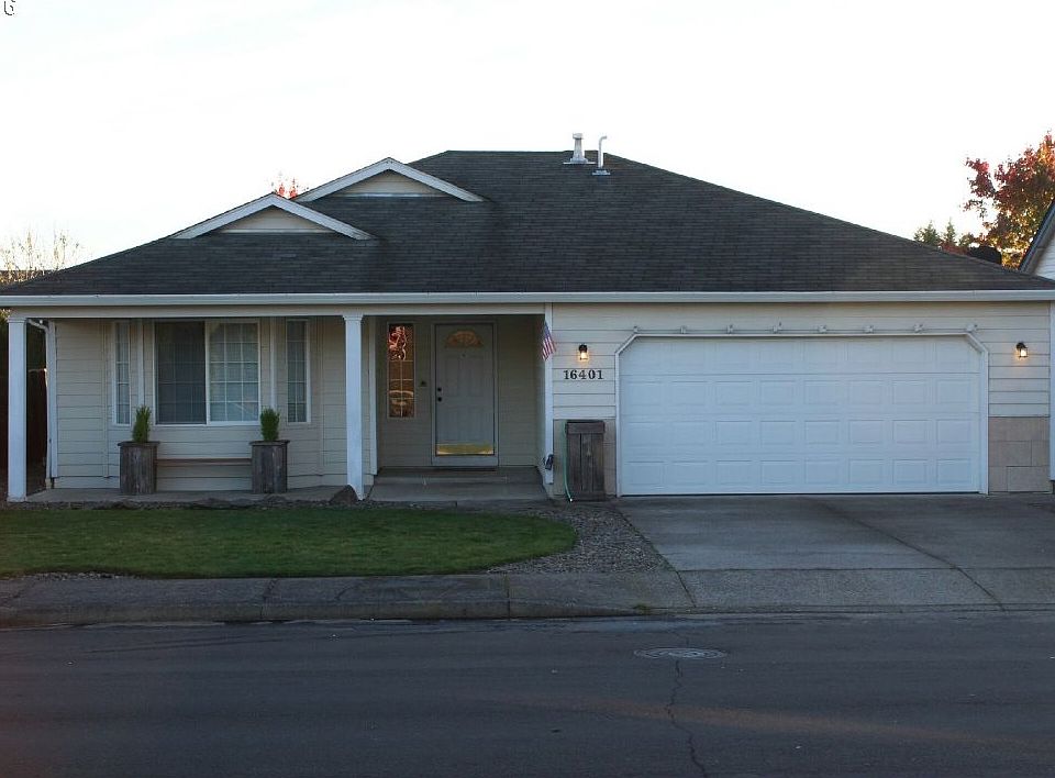 1st image of 16401 NE 78th Way