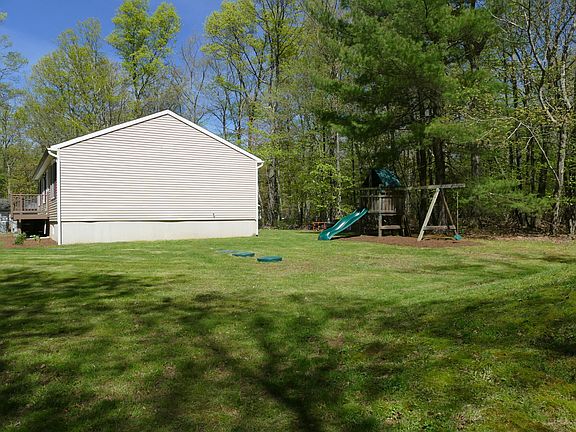 4th image of 123 Pine Dr