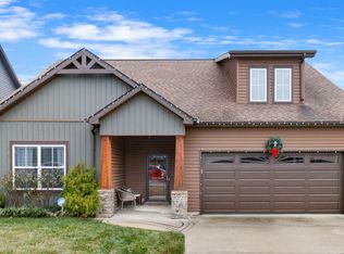 1154 Eagles Bluff Dr, Clarksville, TN 37040