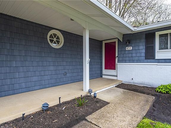 4th image of 451 Powell Dr
