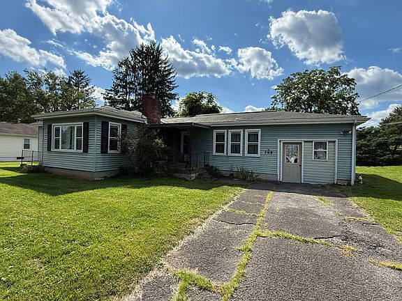 3rd image of 799 Long St