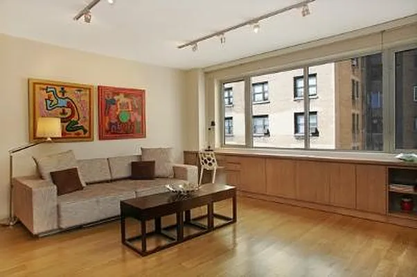 Rented by Corcoran | media 14